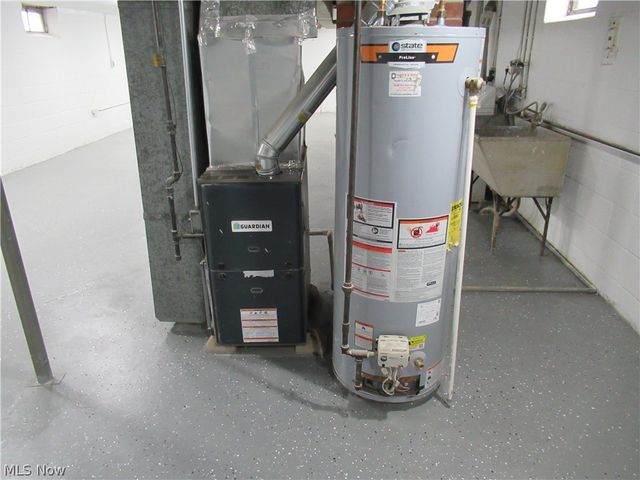 330 Paul Street, Bedford, OH 44146