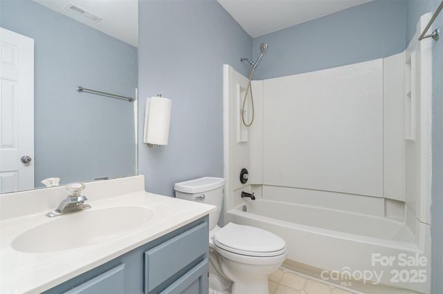 11136 Scrimshaw Lane, Charlotte, NC 28215