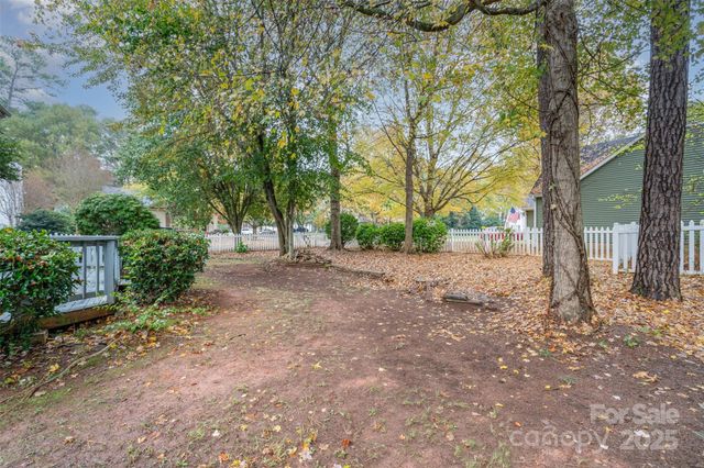 11136 Scrimshaw Lane, Charlotte, NC 28215