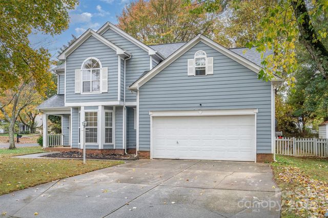 11136 Scrimshaw Lane, Charlotte, NC 28215