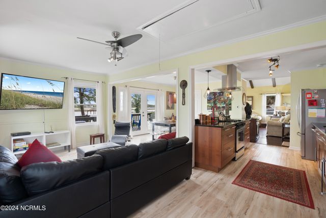 5802 E Yacht Drive, Oak Island, NC 28465