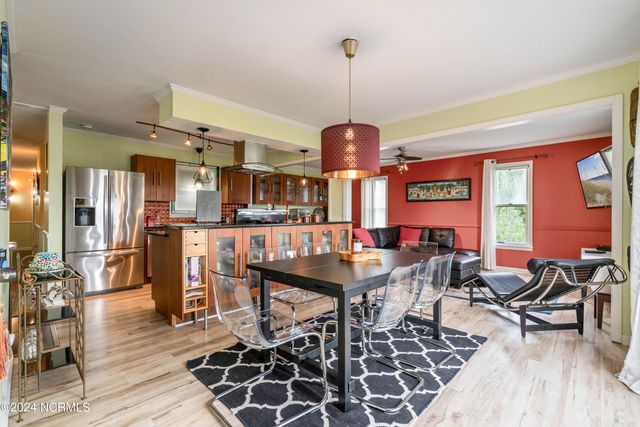 5802 E Yacht Drive, Oak Island, NC 28465