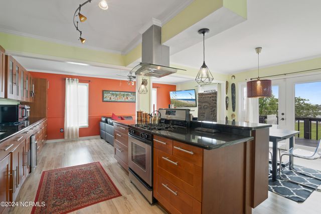 5802 E Yacht Drive, Oak Island, NC 28465