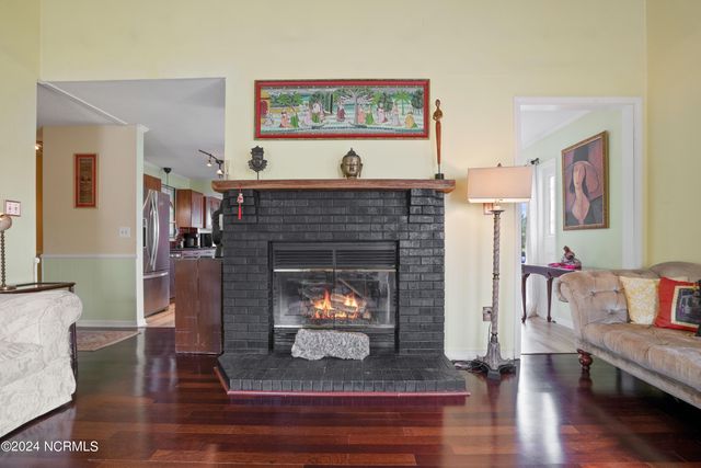 5802 E Yacht Drive, Oak Island, NC 28465