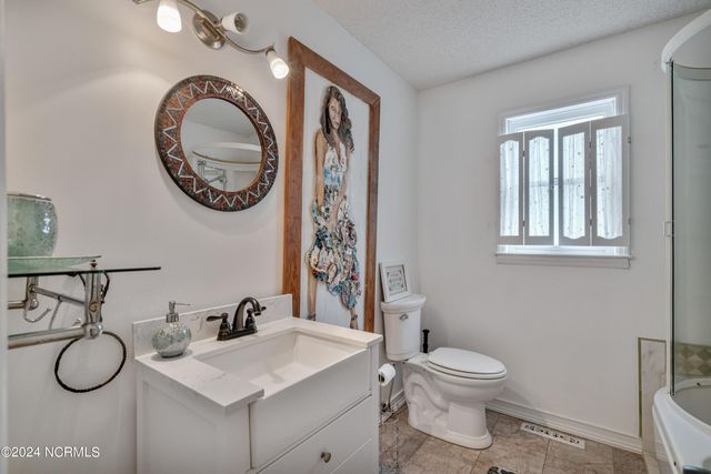 5802 E Yacht Drive, Oak Island, NC 28465