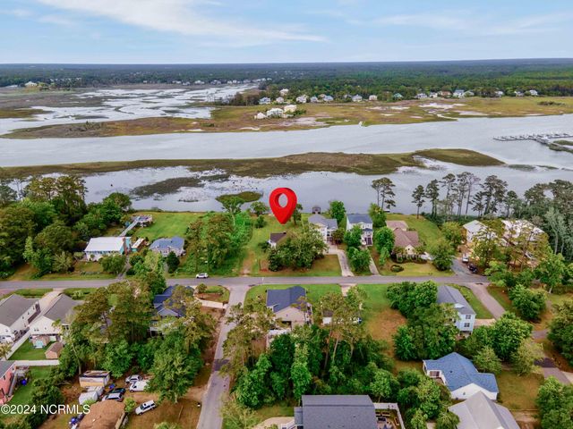 5802 E Yacht Drive, Oak Island, NC 28465