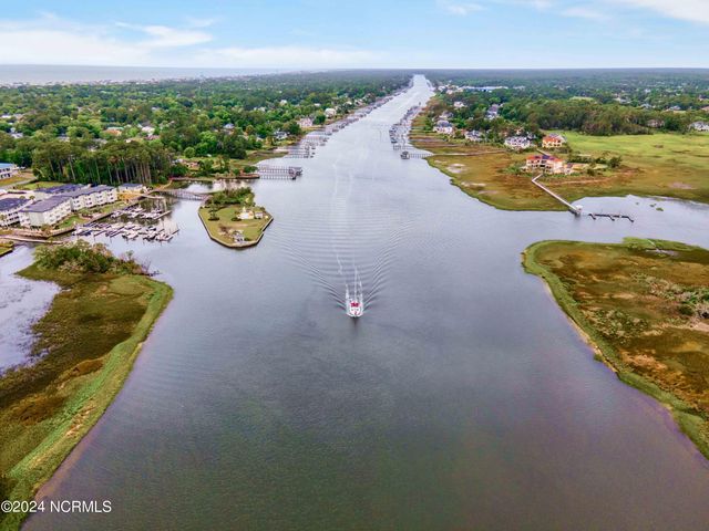 5802 E Yacht Drive, Oak Island, NC 28465