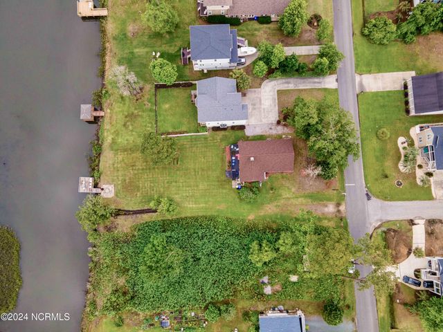 5802 E Yacht Drive, Oak Island, NC 28465