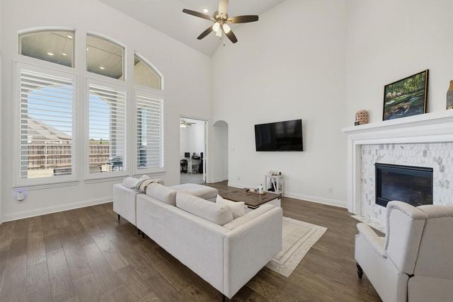 1811 Sable Bay Lane, Arlington, TX 76005