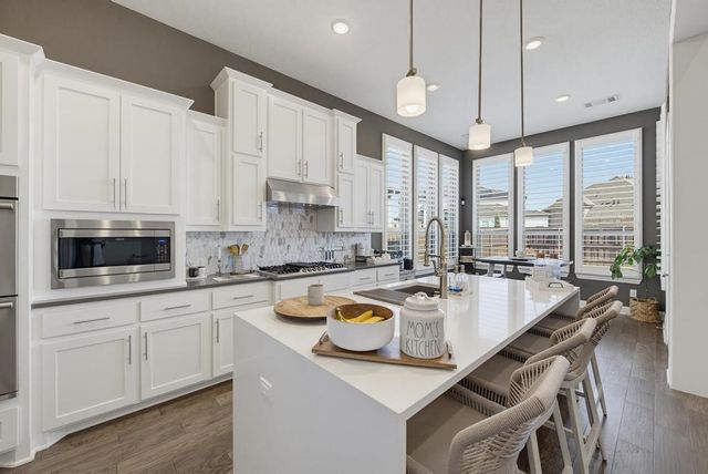 1811 Sable Bay Lane, Arlington, TX 76005