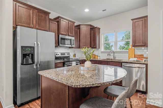 104 Boxtail Way, Mooresville, NC 28115