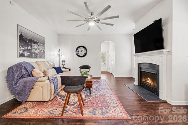 104 Boxtail Way, Mooresville, NC 28115