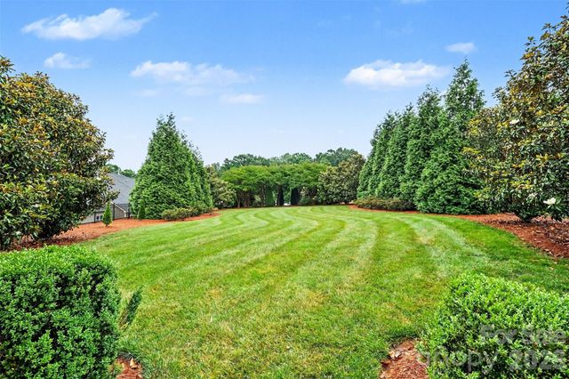 104 Boxtail Way, Mooresville, NC 28115