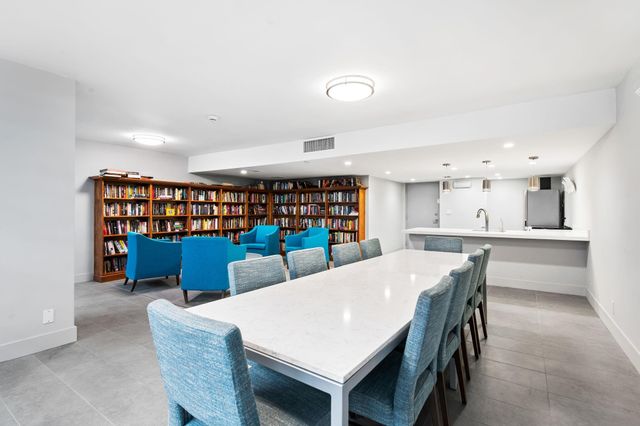 1170 N Federal Highway 1208, Fort Lauderdale, FL 33304