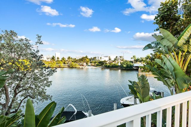 1170 N Federal Highway 1208, Fort Lauderdale, FL 33304