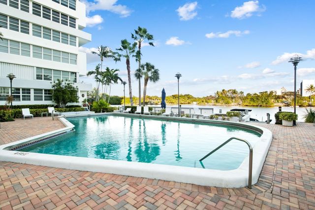 1170 N Federal Highway 1208, Fort Lauderdale, FL 33304