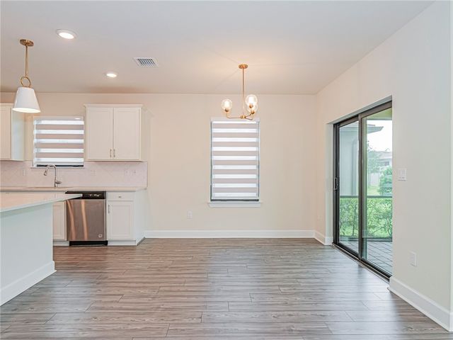 5204 Jasper Square, Vero Beach, FL 32967