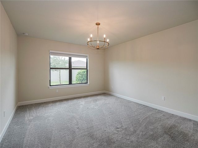 5204 Jasper Square, Vero Beach, FL 32967