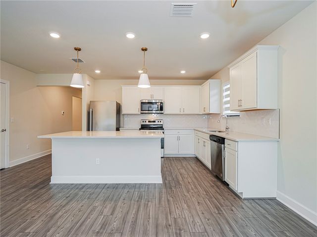 5204 Jasper Square, Vero Beach, FL 32967