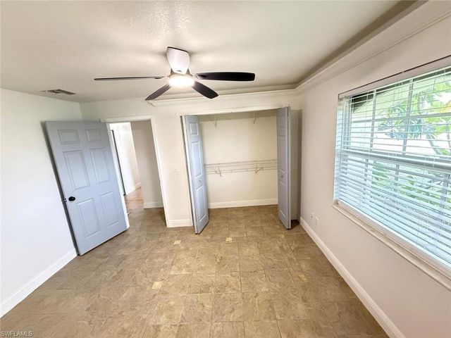 2712 SW 2nd AVE, Cape Coral, FL 33914