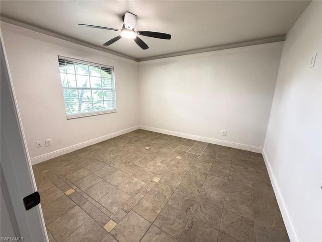 2712 SW 2nd AVE, Cape Coral, FL 33914