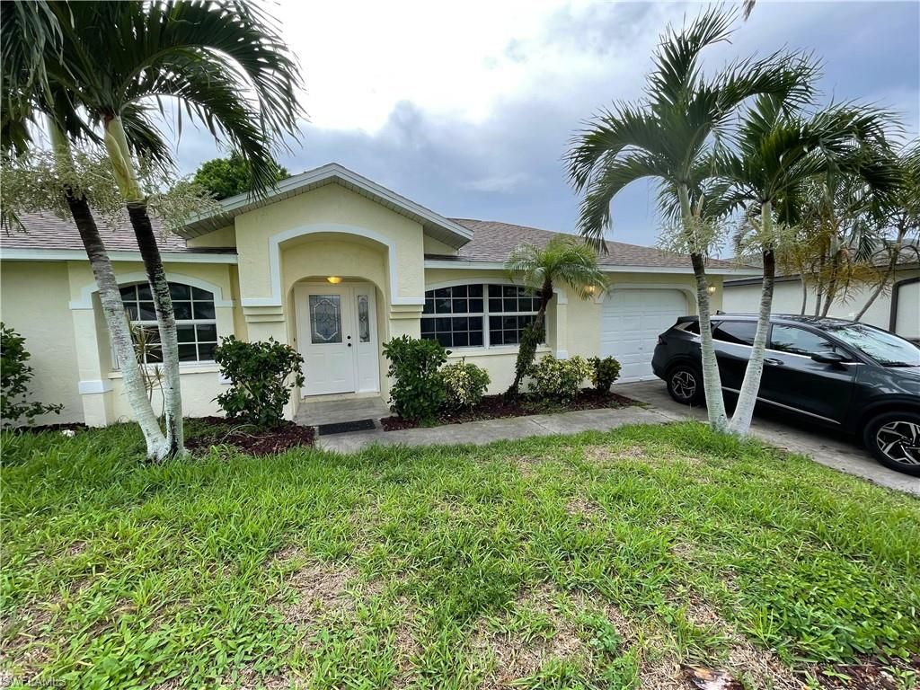 2712 SW 2nd AVE, Cape Coral, FL 33914
