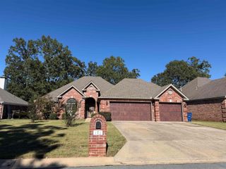 172 Marseille Drive, North Little Rock, AR 72113