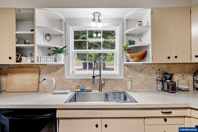 36117 Highway 58 Hwy, Pleasanthill, OR 97455