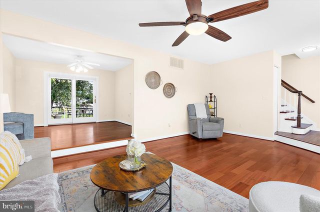 35 NEPTUNE DR, Joppa, MD 21085