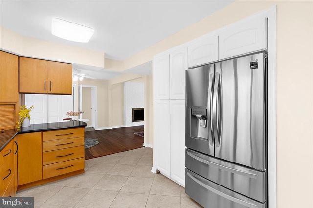 35 NEPTUNE DR, Joppa, MD 21085