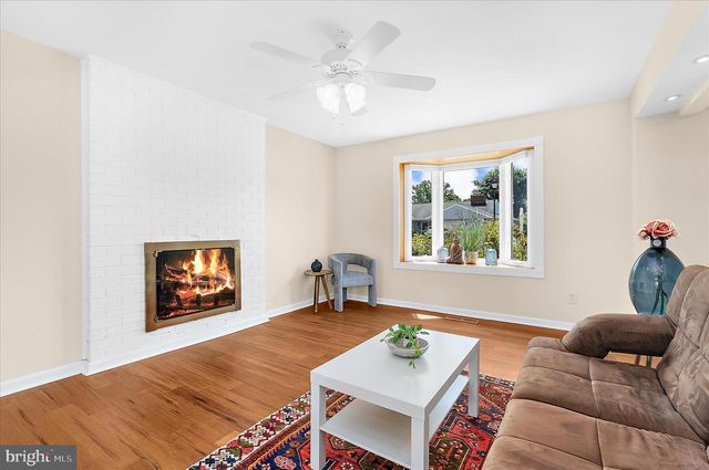 35 NEPTUNE DR, Joppa, MD 21085
