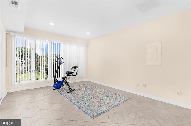 35 NEPTUNE DR, Joppa, MD 21085