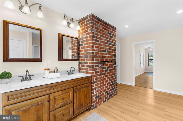 35 NEPTUNE DR, Joppa, MD 21085