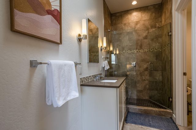 3600 Central Avenue SE 304, Albuquerque, NM 87108