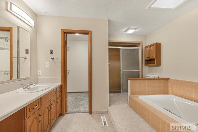 1307 Laurel Drive, Idaho Falls, ID 83404