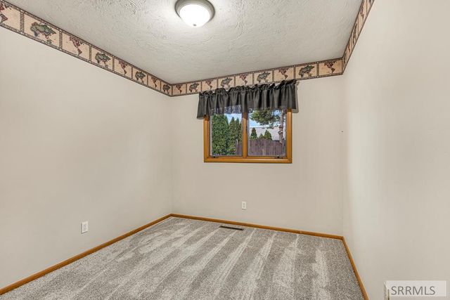 1307 Laurel Drive, Idaho Falls, ID 83404