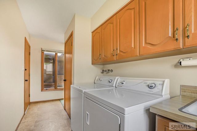 1307 Laurel Drive, Idaho Falls, ID 83404