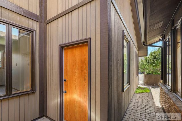 1307 Laurel Drive, Idaho Falls, ID 83404