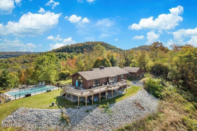 109 Gilchrist Hill Road, Hartford, NY 12838