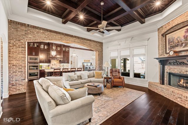 628 Silkwood Drive, Benton, LA 71006