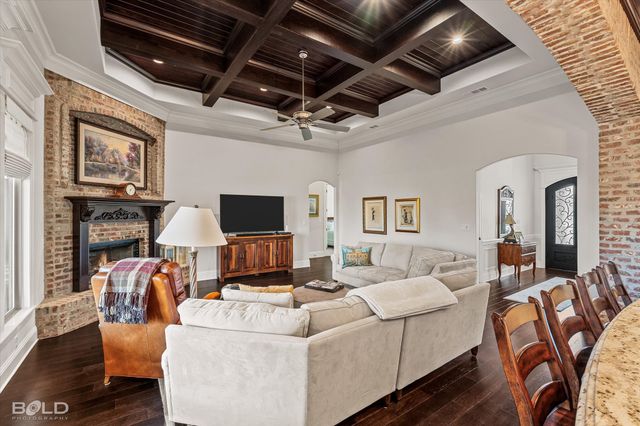 628 Silkwood Drive, Benton, LA 71006