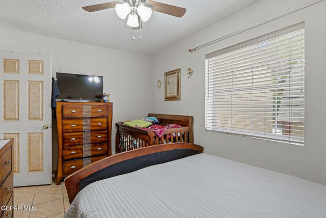 9082 TENANGO Drive, El Paso, TX 79907
