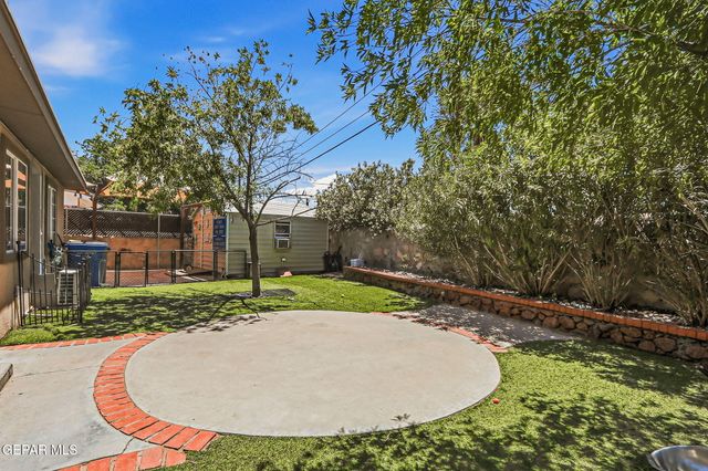 9082 TENANGO Drive, El Paso, TX 79907