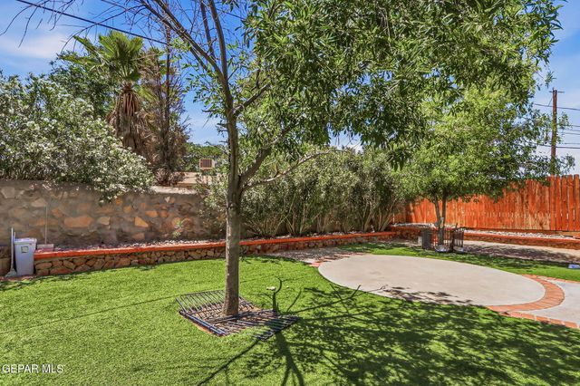 9082 TENANGO Drive, El Paso, TX 79907