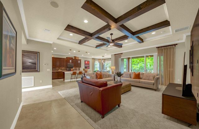 300 LAMBERTON LANE, Deland, FL 32724