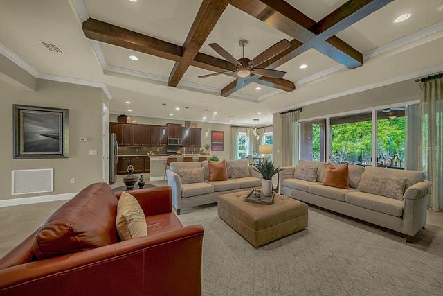 300 LAMBERTON LANE, Deland, FL 32724