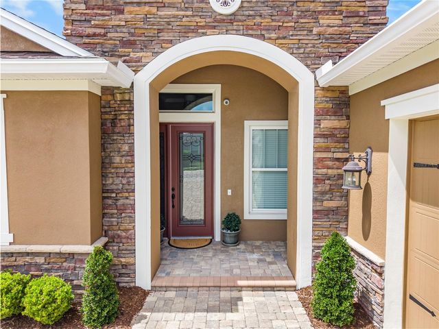 300 LAMBERTON LANE, Deland, FL 32724