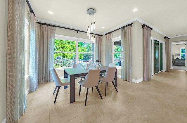 300 LAMBERTON LANE, Deland, FL 32724