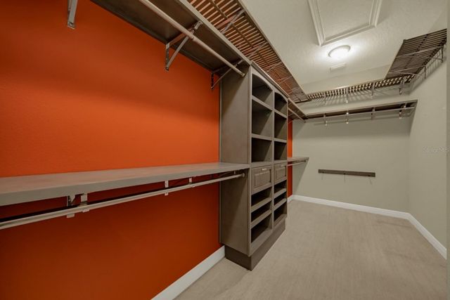 300 LAMBERTON LANE, Deland, FL 32724