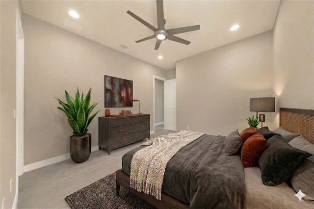 300 LAMBERTON LANE, Deland, FL 32724